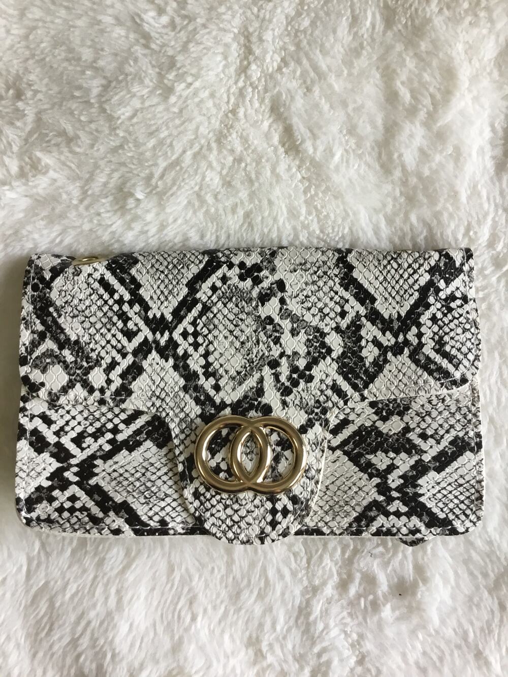White Faux Snake Leather Metal Rings Gold Chain Crossbody Bag